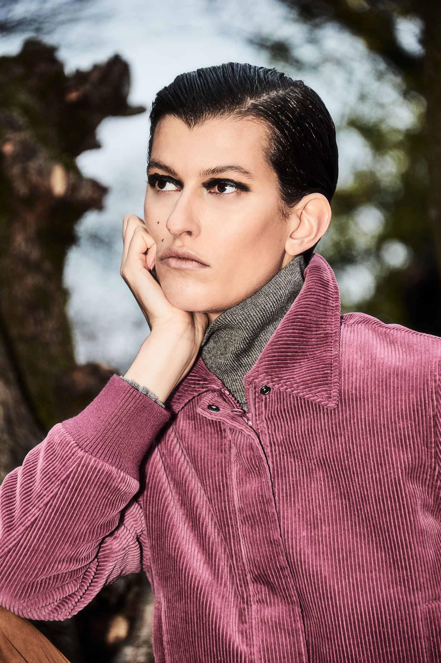 "one girl photo fashion story winter in nature"